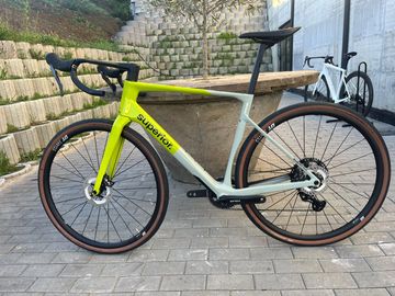 Superior 9.7 GF YELLOW 2024 Road & Gravel d'occasion — image 2 sur 13