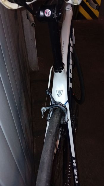 Used Trek Madone Shimano Ultegra 2013 Road & Gravel, Blue — image 6 of 8