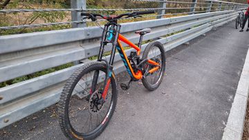 Używany Scott Gambler 730 2016 2016 Mountainbike — zdjęcie 1 z 4