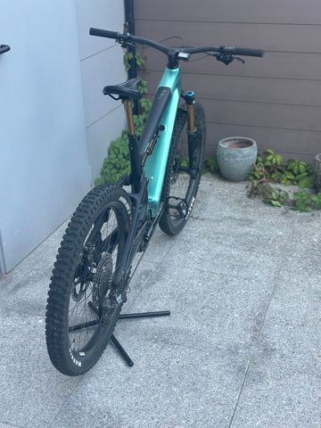 Used Canyon Spectral:ON CFR 2024 2024 Mountainbike, Green, 29, 27.5 — image 5 of 8