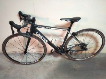 Used Canyon Ultimate CF SL 2017 Road & Gravel — image 2 of 6