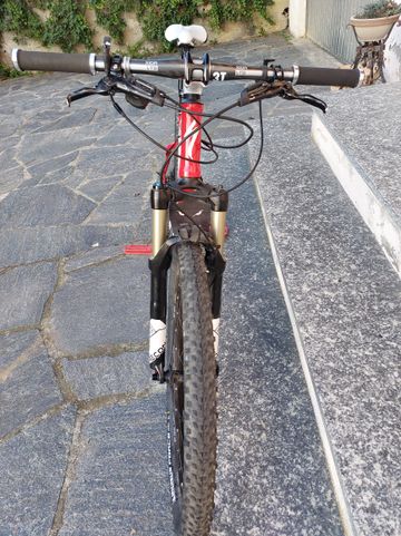 Tweedehands Specialized S-works 2011 Mountainbike — afbeelding 2 van 12