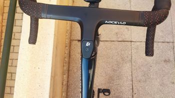 Used Trek Emonda Shimano 105 Di2 2023 Road & Gravel, Schwarz — image 6 of 10