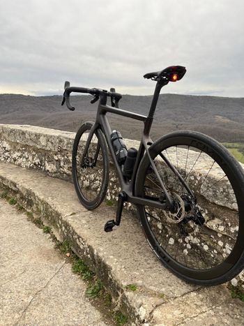 Used Orbea M31eTeam 2023 2023 Road & Gravel, Black — image 3 of 12