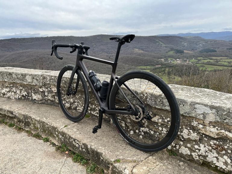 Used Orbea M31eTeam 2023 2023 Road & Gravel, Black — image 4 of 12