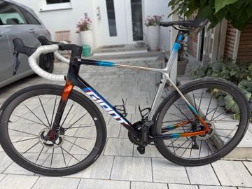 Giant Gia 2025 Road & Gravel d'occasion