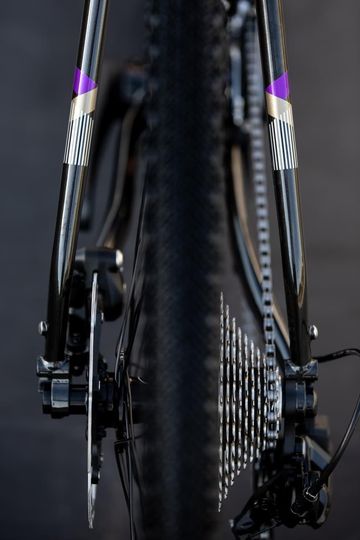 Bombtrack HOOK 2023 2023 Road & Gravel usato, Nero — immagine 13 di 19