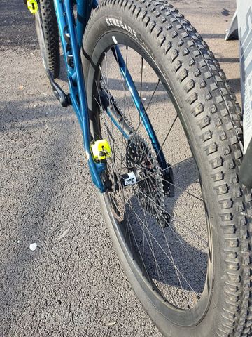 Used Specialized Epic Sram Eagle Transmission X0 2024 Mountainbike, Blue, 29 — image 11 of 17