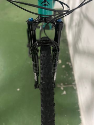 Tweedehands Merida 4000 2023 Mountainbike — afbeelding 7 van 7