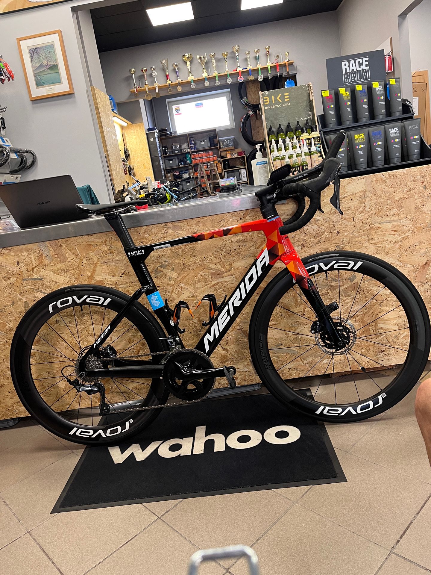 60e1e7e5-e8b8-4893-9fc9-