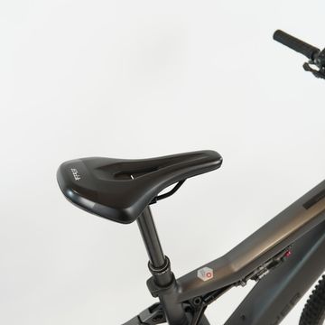Used Flyer X 8.7 2022 Mountainbike, Light Gray — image 5 of 6