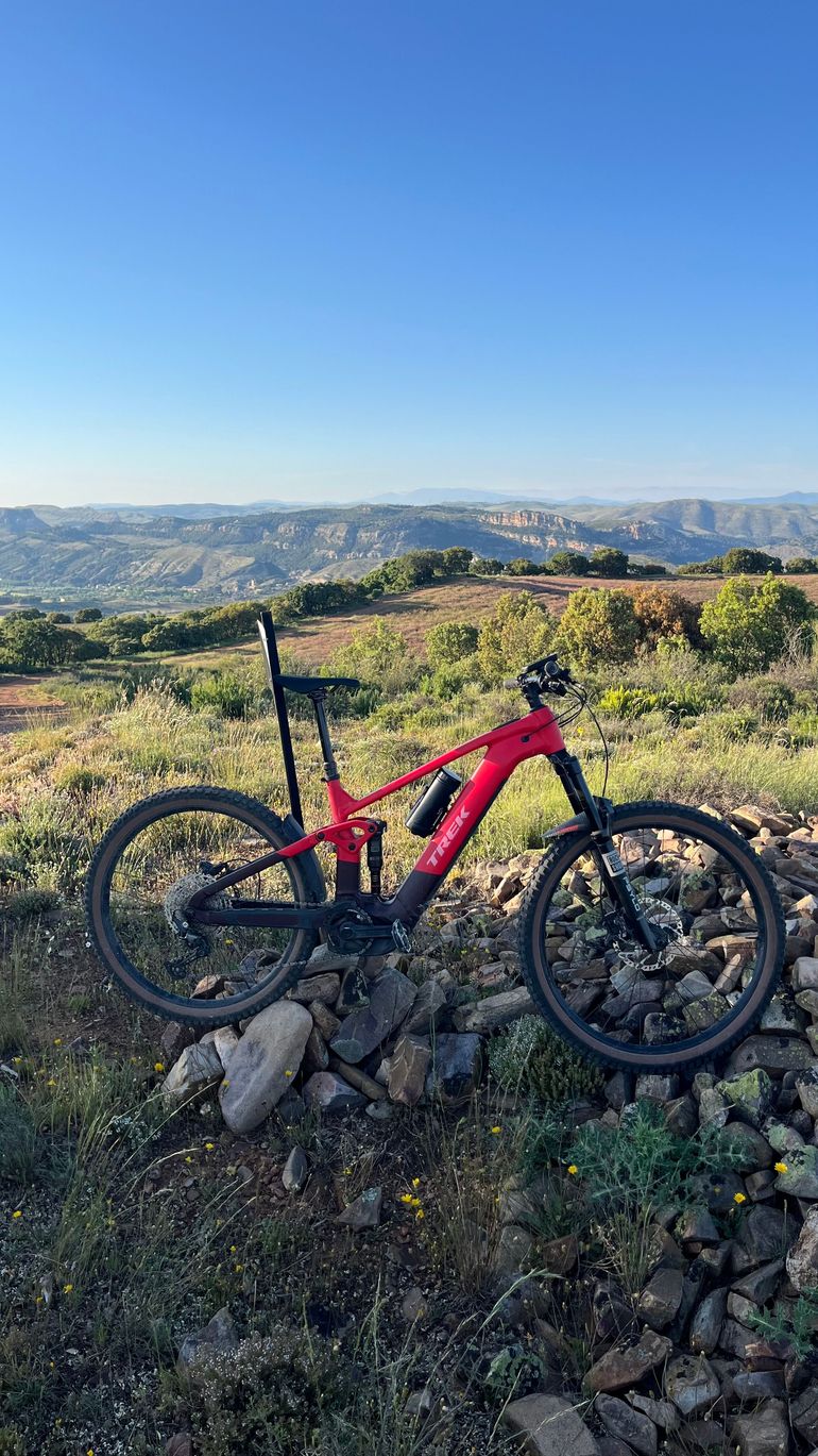 Gebrauchtes Trek Rail+ 5 Gen 5 2025 2025 Mountainbike, Rot, 27.5 — Bild 6 von 7