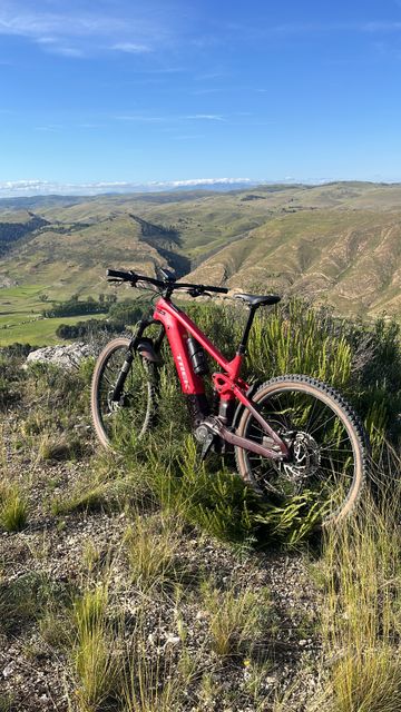 Gebrauchtes Trek Rail+ 5 Gen 5 2025 2025 Mountainbike, Rot, 27.5 — Bild 3 von 7