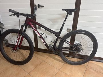 Used Specialized Epic Sram Eagle Transmission XX 2024 Mountainbike, Red — image 2 of 8