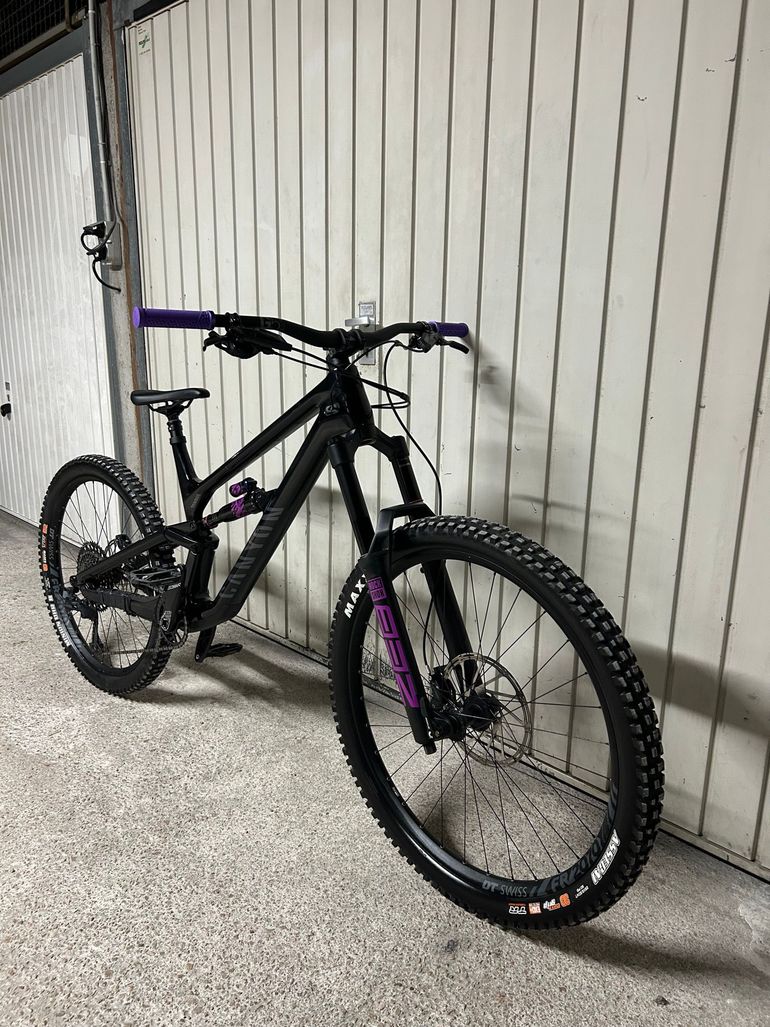 Canyon Torque SRAM GX Eagle 2024 Mountainbike usato, Nero — immagine 3 di 8