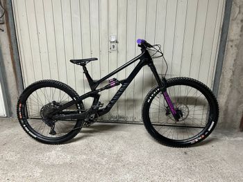 Canyon Torque SRAM GX Eagle 2024 Mountainbike usato, Nero — immagine 4 di 8
