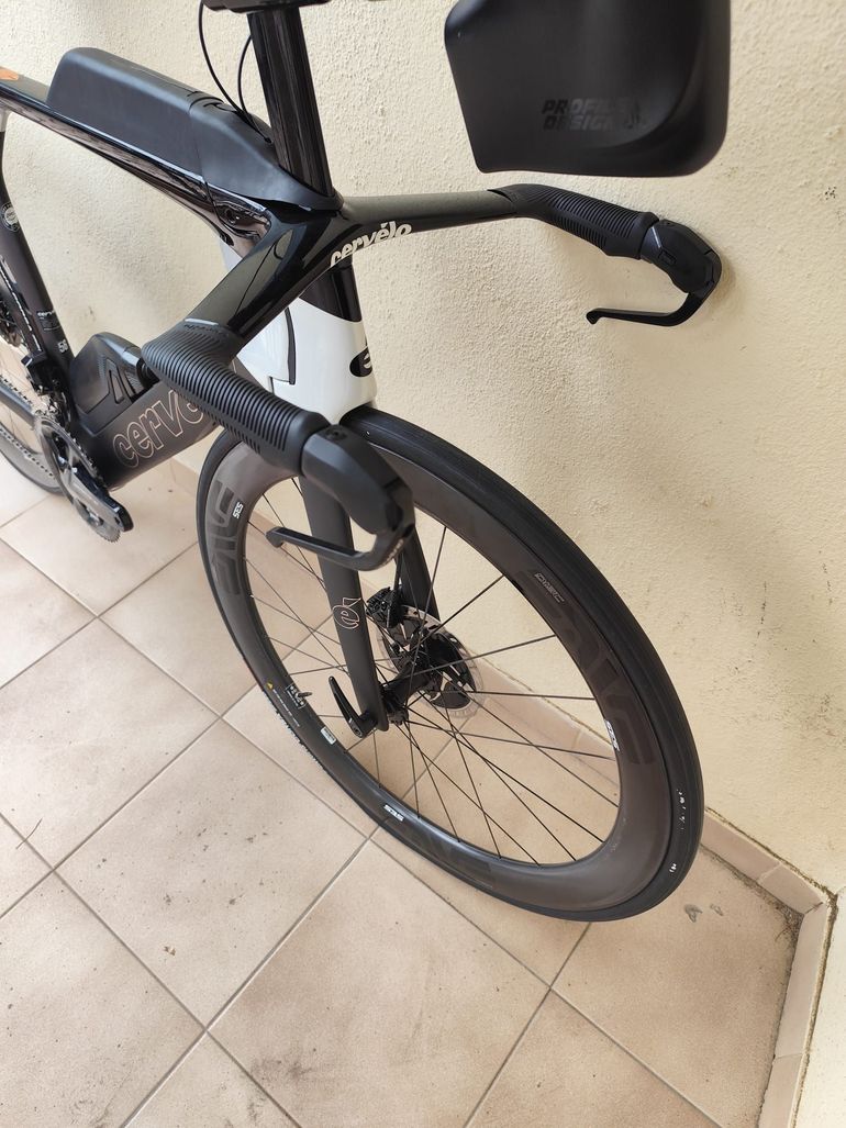 Used Cervélo P5 Dura Ace Di2 Disc 2020 2020 Road & Gravel, Black — image 9 of 14