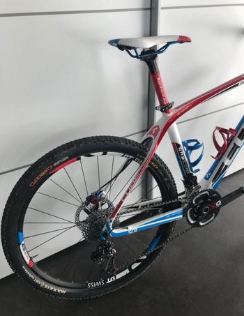 CUBE Elite Scr 2012 Mountainbike usato, Bianco — immagine 2 di 4