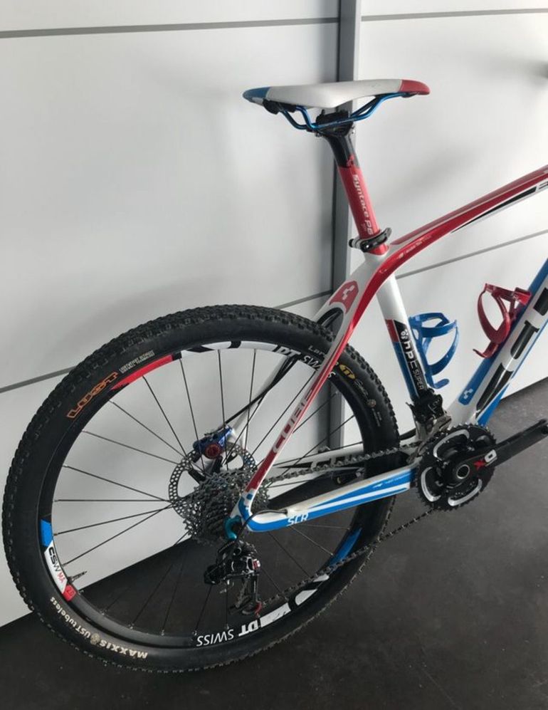 CUBE Elite Scr 2012 Mountainbike usato, Bianco — immagine 2 di 4
