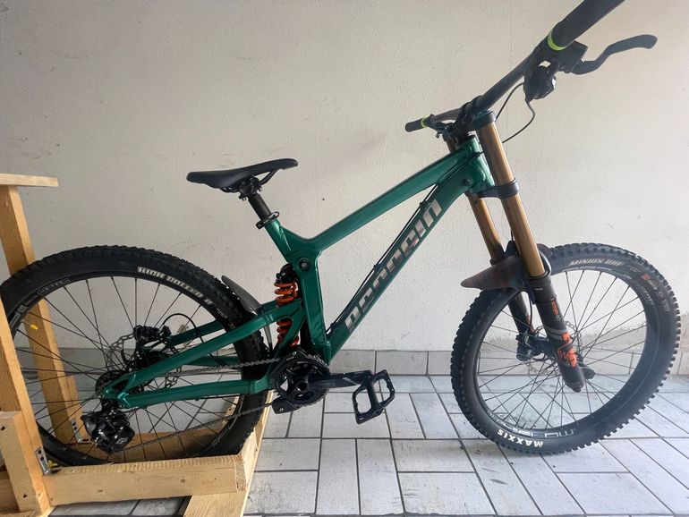 Used Propain Rage SRAM GX DH 2018 Mountainbike, Green — image 7 of 8