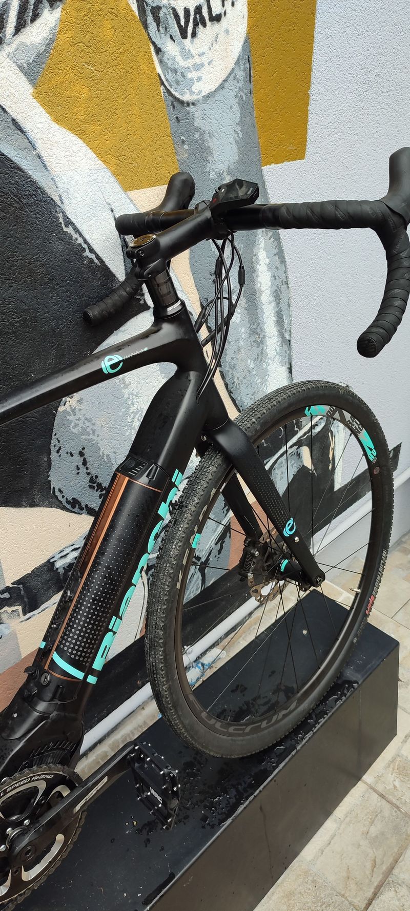 Gebrauchtes Bianchi Impulso e-Allroad GRX 600 2023 2023 Road & Gravel, Schwarz — Bild 4 von 4