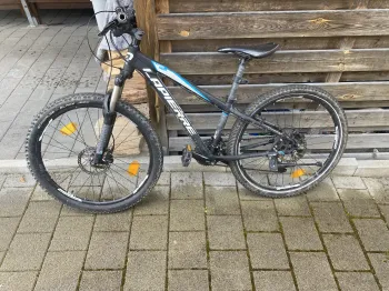 Used Lapierre RAID 500 2014 Mountainbike, Black — image 1 of 3