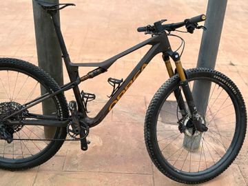 Używany Orbea Oiz SRAM GX Eagle AXS 2025 Mountainbike — zdjęcie 1 z 4