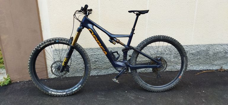 Gebrauchtes Orbea RISE M20 20mph 2022 2022 Mountainbike, Blau, 29 — Bild 4 von 5