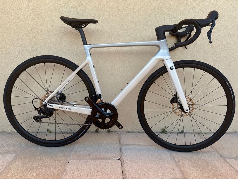 Focus IZALCO MAX 8.7 2022 — Price & Specs | 2BX