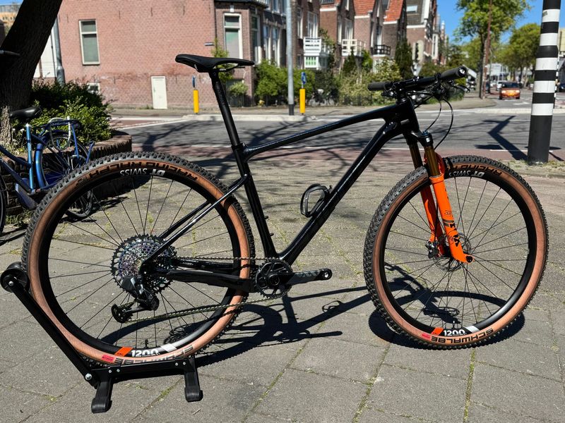 Used Giant Xtc SRAM XX1 Eagle AXS 2025 Mountainbike, Black — image 1 of 18