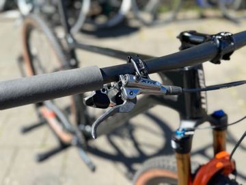 Used Giant Xtc SRAM XX1 Eagle AXS 2025 Mountainbike, Black — image 8 of 18