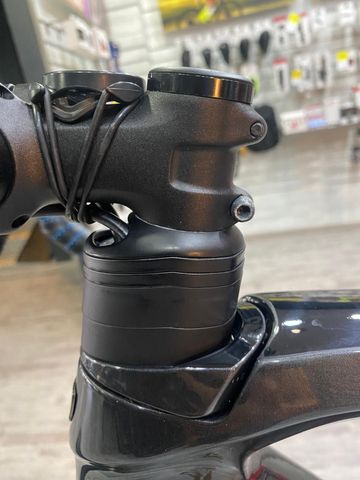 Gebrauchtes Trek Émonda SL 6 Pro 2022 Road & Gravel, Schwarz — Bild 2 von 13