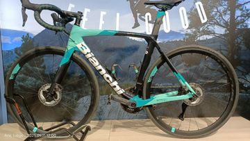 Brugt Bianchi XR3 Disc 2023 Road & Gravel — billede 2 af 6