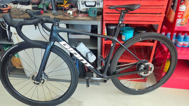 Used Giant TCR Advanced SL Disc 1 AXS 2023 2023 Road & Gravel — image 5 of 6