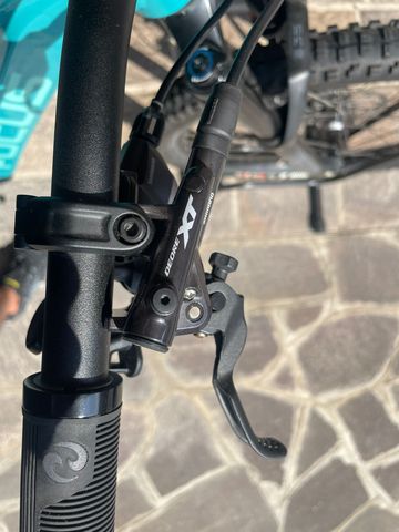 Focus Jam Shimano Deore XT 2024 Mountainbike usato, Blu — immagine 9 di 20