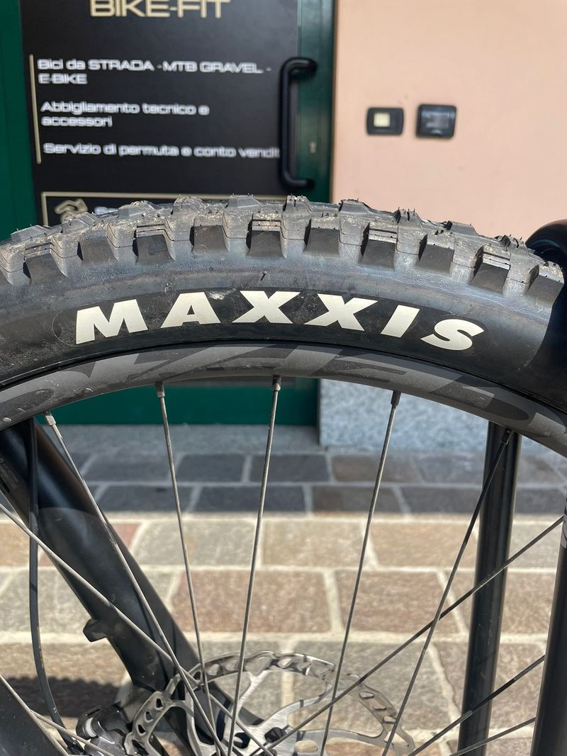 Focus Jam Shimano Deore XT 2024 Mountainbike usato, Blu — immagine 13 di 20