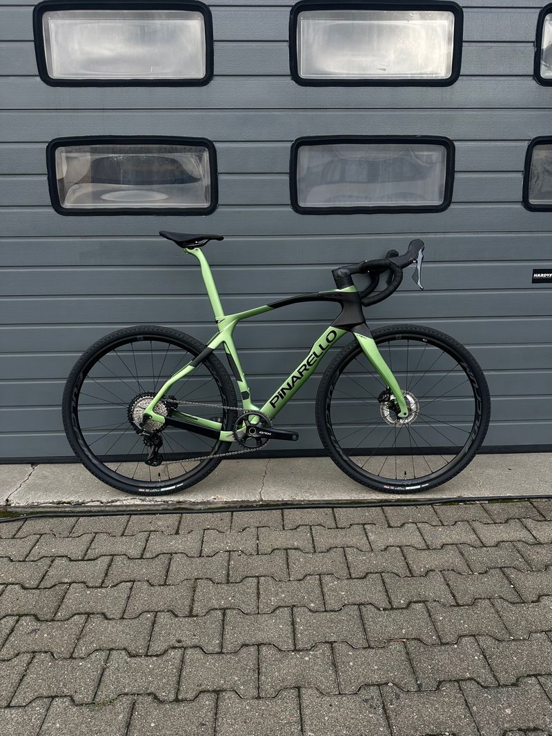 Brugt Pinarello GREVIL F7 - SHIMANO GRX 820 2024 2024 Road & Gravel