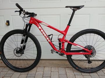 Gebrauchtes Trek Top Fuel 9 2017 2017 Mountainbike, Rot, 27.5, 29 — Bild 2 von 5