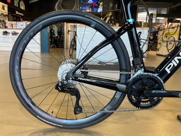 Gebrauchtes Pinarello NYTRO E5 ROAD - 105 Di2 2024 2024 Road & Gravel, Schwarz — Bild 3 von 3