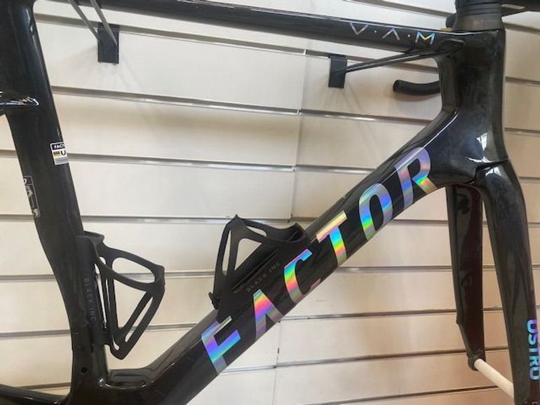 Used Factor OSTRO VAM.2.0 Frameset 2025 Road & Gravel, Black — image 2 of 5