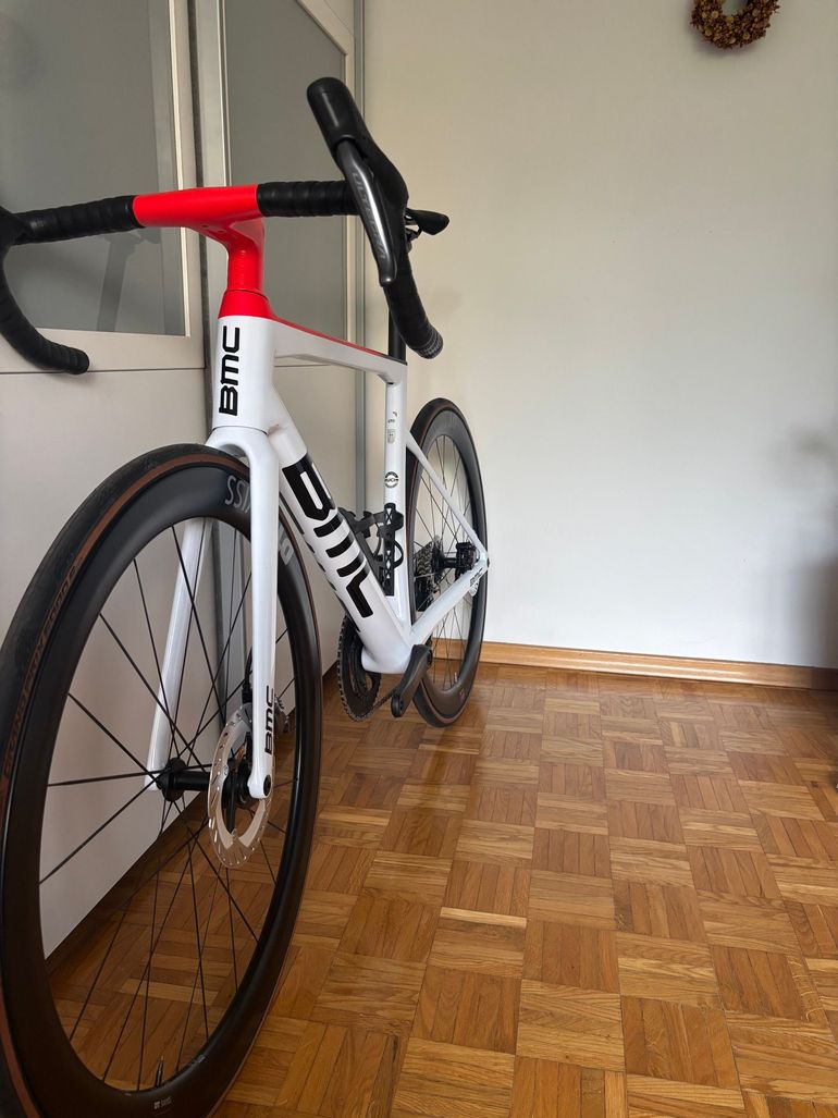 Używany BMC Teammachine SLR01 THREE 2023 2023 Road & Gravel — zdjęcie 4 z 15
