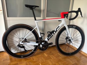 Używany BMC Teammachine SLR01 THREE 2023 2023 Road & Gravel — zdjęcie 1 z 15
