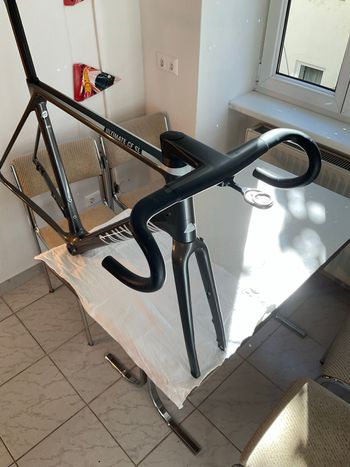 Used Canyon Ultimate CF SL Disc 8.0 2019 Frameset 2019 Road & Gravel, Light Gray — image 5 of 16