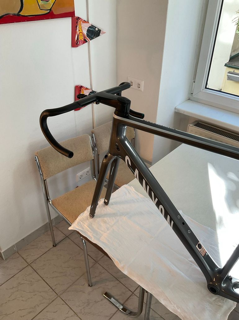 Used Canyon Ultimate CF SL Disc 8.0 2019 Frameset 2019 Road & Gravel, Light Gray — image 11 of 16