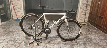 Used Focus Izalco Shimano Ultegra 2020 Road & Gravel, White — image 13 of 15