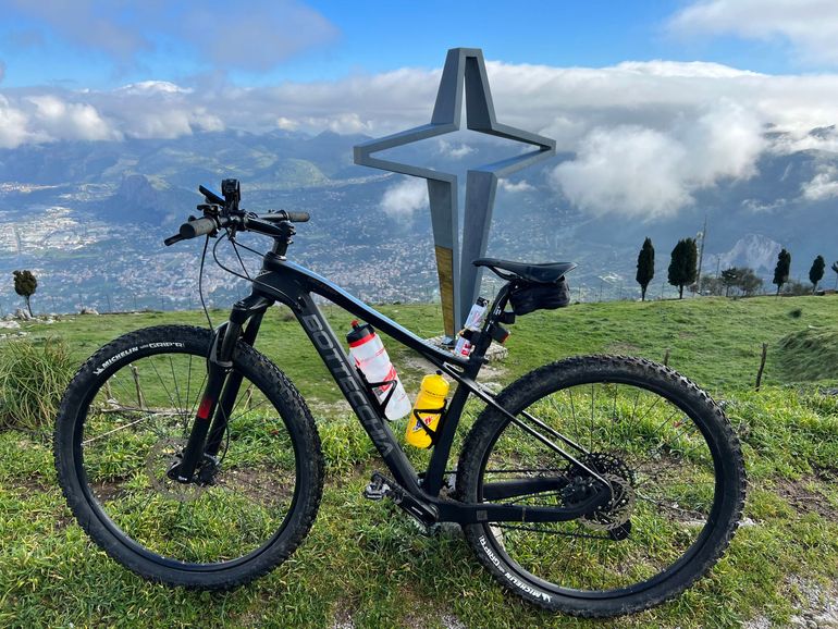 Used Bottecchia Ortles 2022 Mountainbike, Negro — image 2 of 3