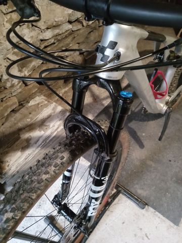 Brugt CUBE AMS ZERO99 C:68X RACE 29 2023 2023 Mountainbike — billede 8 af 14