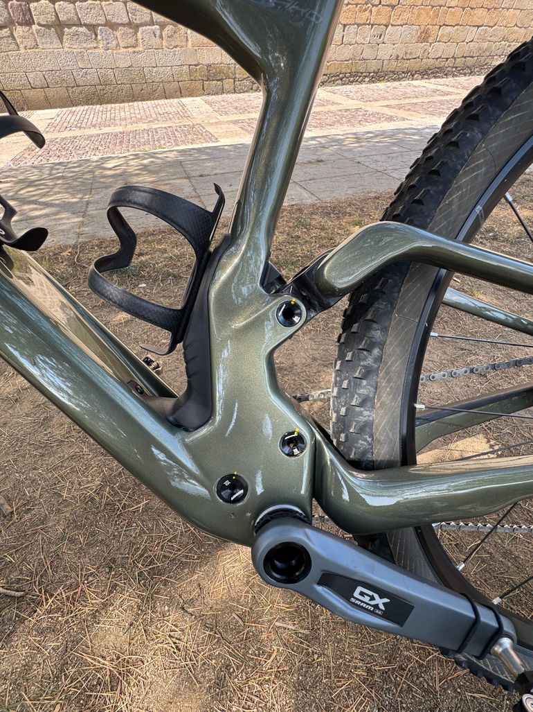 Used Berria DC 8 2024 2024 Mountainbike, Green — image 4 of 18