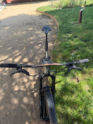 Used Berria DC 8 2024 2024 Mountainbike, Green — image 15 of 18
