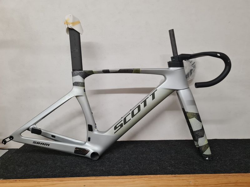 Used Scott Foil RC Pro 2024 Frameset 2024 Road & Gravel, Light Gray — image 1 of 15